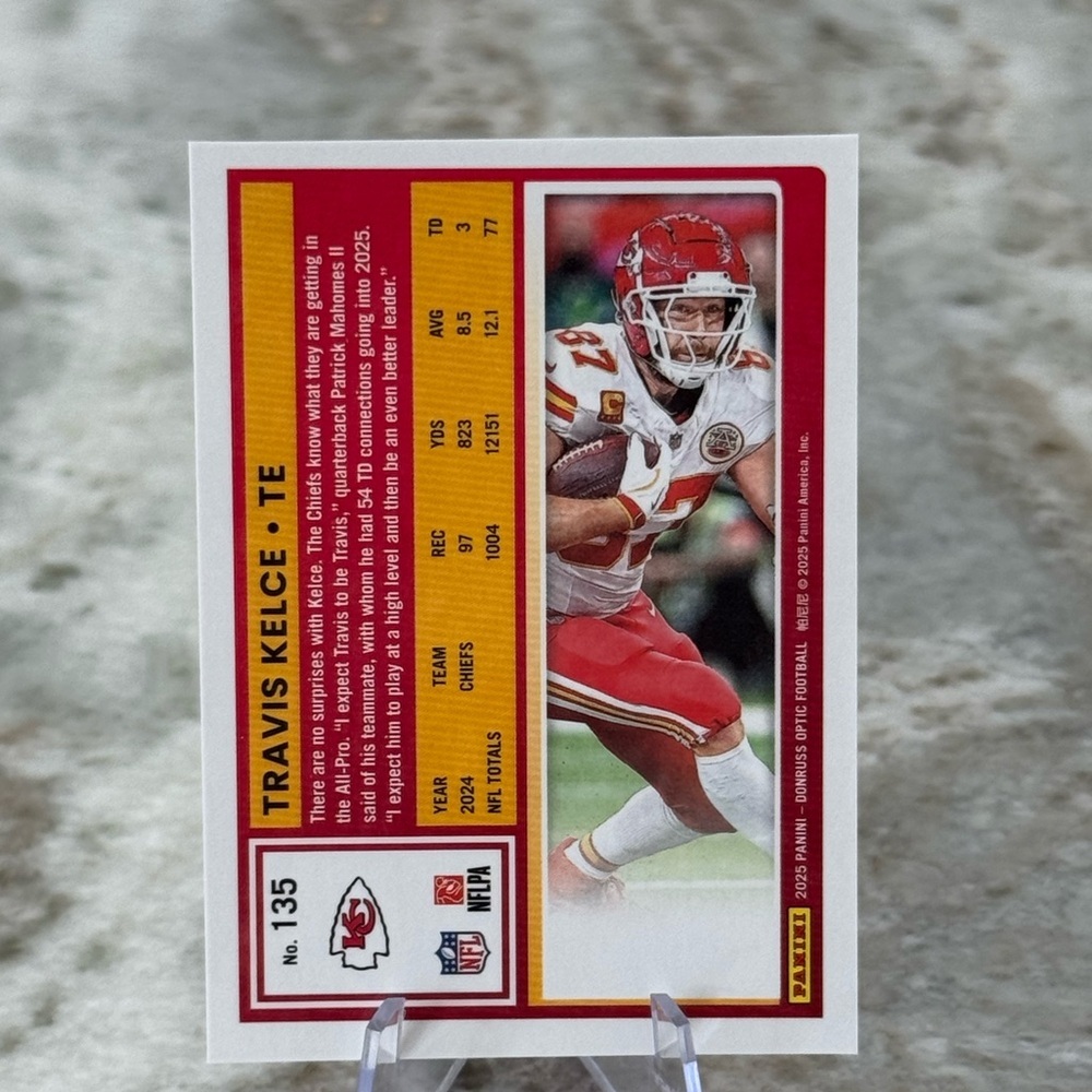 🔥 2025 Travis Kelce Panini Donruss Optic. Kansas City Chiefs - Picture 2 of 2